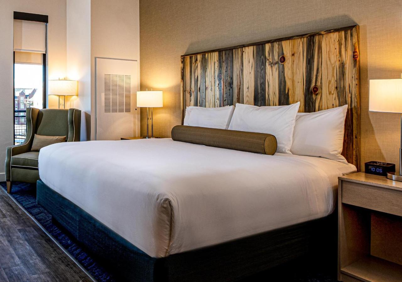 Hotel Maverick Гранд Джънкшън Екстериор снимка