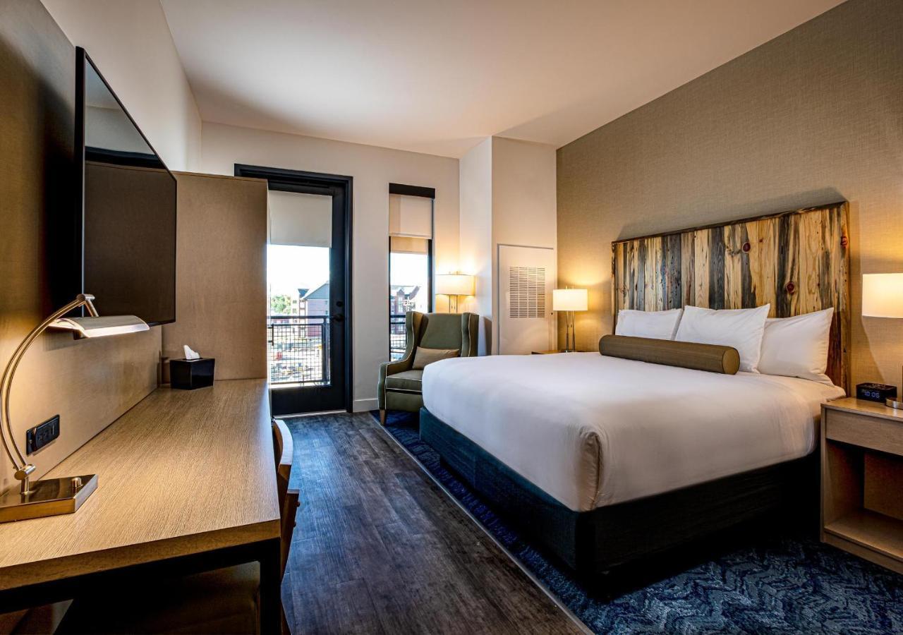 Hotel Maverick Гранд Джънкшън Екстериор снимка